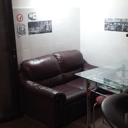 Апартаменти Біля Оперного І Форуму В Центрі Lviv Luaran gambar