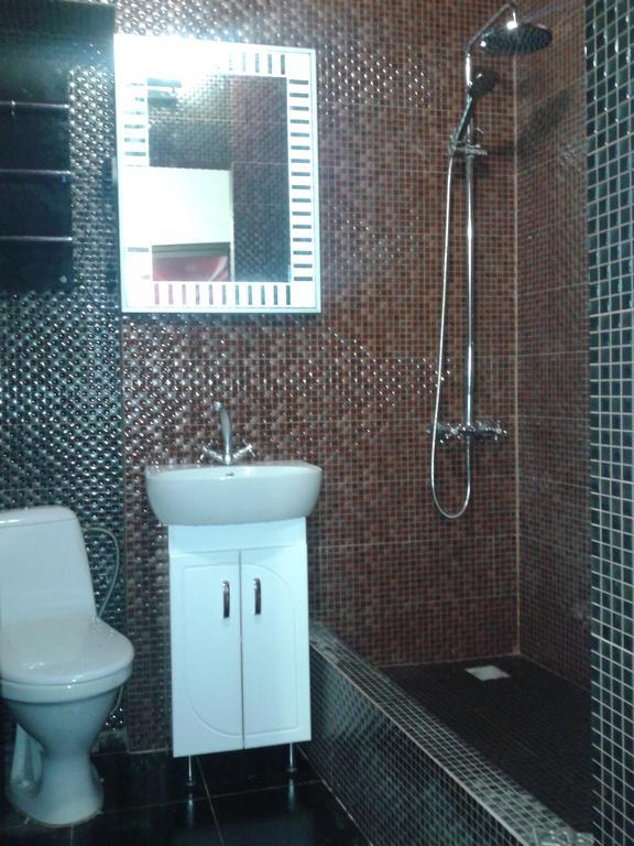 Апартаменти Біля Оперного І Форуму В Центрі Lviv Luaran gambar